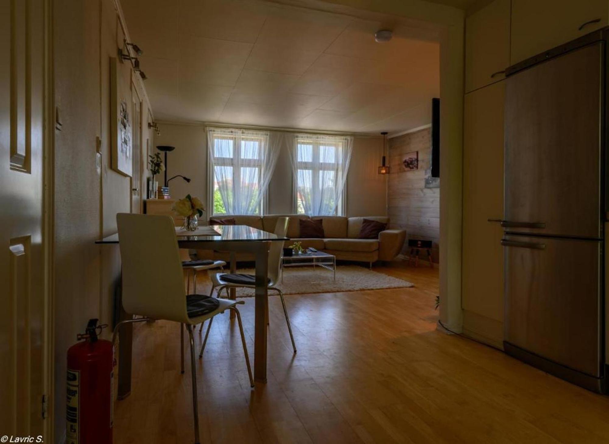 Nicolas Apartment 2 Nice And Cozy Central 3 Rooms Stavanger Eksteriør bilde